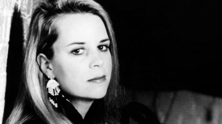 Mary Chapin Carpenter Tragically Loses A Loved One | Country Music Videos