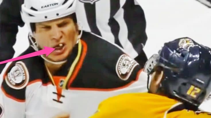 Carrie Underwood’s Husband Knocks Out Opponent’s Tooth In Hockey Brawl | Country Music Videos