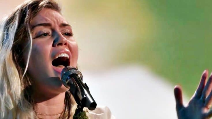 Miley Cyrus Takes Over ‘Voice’ Finale With Emotional Tribute To Bombing Victims | Country Music Videos