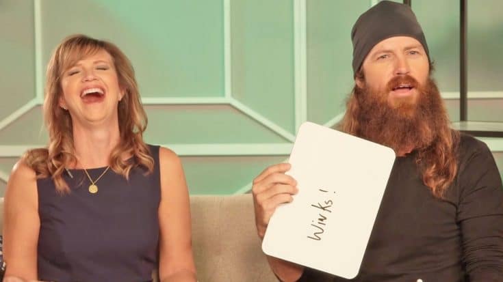 Newlywed Game, Duck Dynasty Edition! Missy Reveals The Grossest Thing Ever Found In Jase’s Beard | Country Music Videos