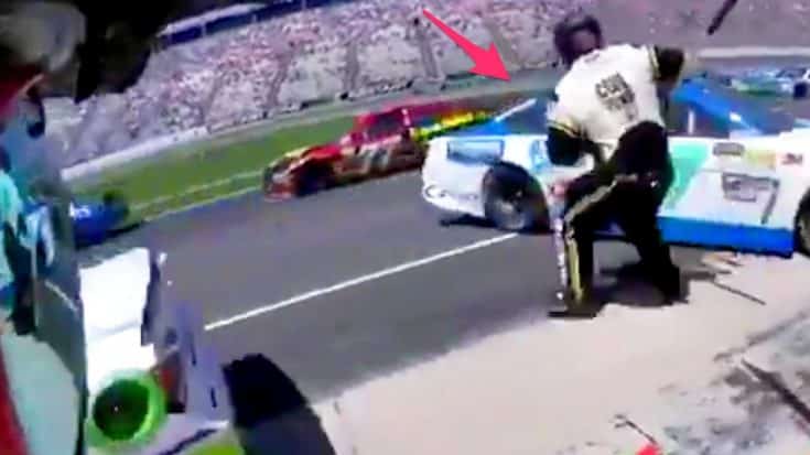 Crew Member Injured After NASCAR Driver Crashes Into Pit | Country Music Videos