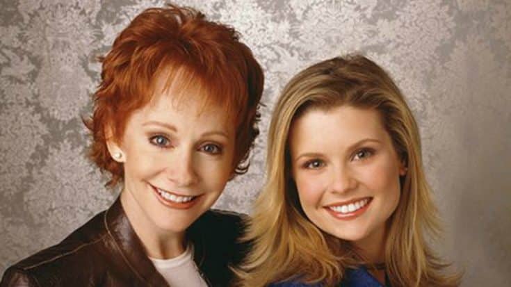 ‘Reba’ Actress Shares True Feelings About Her Former Co-Star, Reba McEntire | Country Music Videos