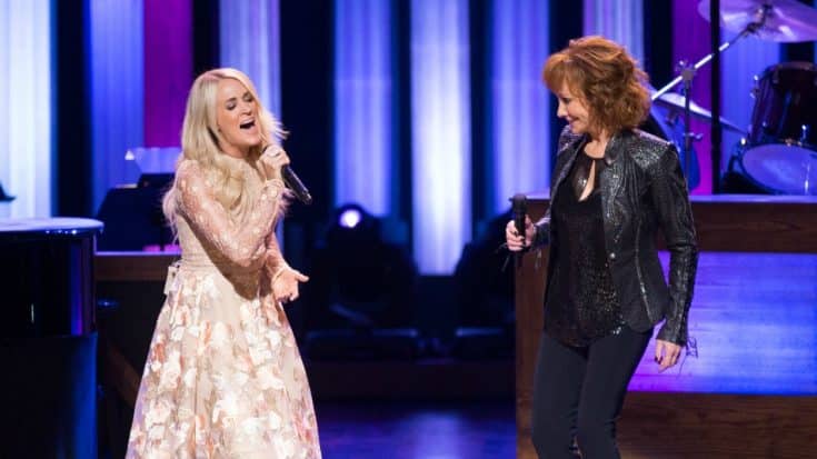 Carrie Underwood Joins Reba For Magical ‘Does He Love You’ Performance | Country Music Videos
