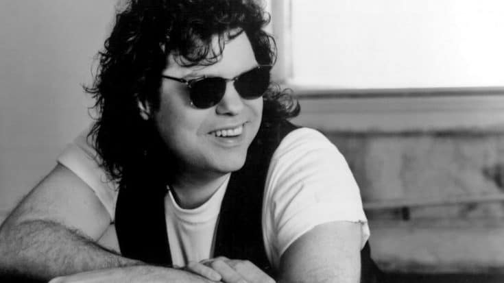 Flashback: Ronnie Milsap Reigns Over ’80s Country Music | Country Music Videos