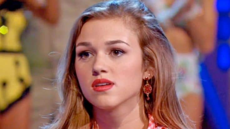 Sadie Robertson Defends Friend Against Online Bullying | Country Music Videos