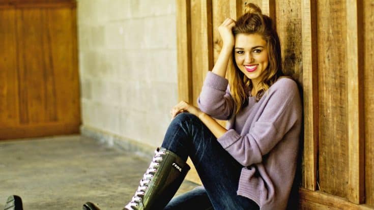 Sadie Robertson Builds Her Own Personal Prayer Room, Inspired By The Movie “War Room” | Country Music Videos