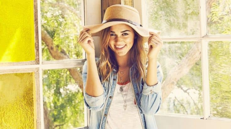 Style Goals: Watch Sadie Robertson’s Dreamy Commercial Debut | Country Music Videos