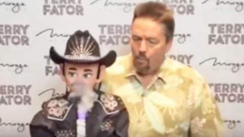 Terry Fator Delivers Willie Nelson Impression With Puppet Walter | Country Music Videos