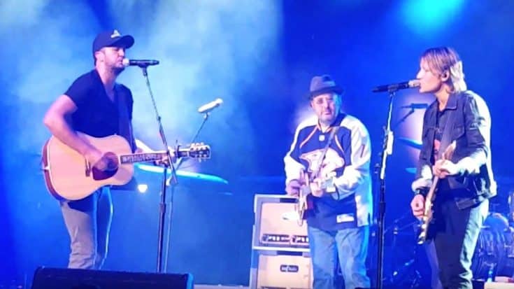 Luke Bryan, Vince Gill And Keith Urban Sing Sultry ‘Strip It Down’ | Country Music Videos