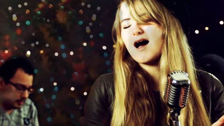 Sweet Girl’s Heavenly Cover Of ‘Angels Among Us’ Will Bring You To Your Knees | Country Music Videos