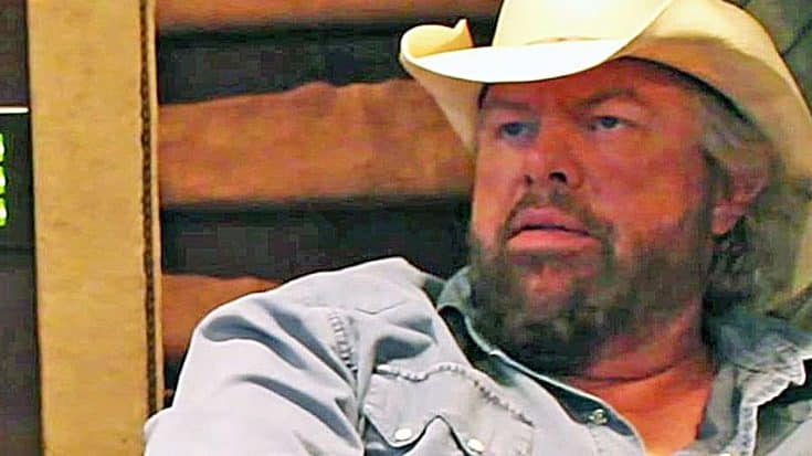 Toby Keith Sits Through Awkward Interview | Country Music Videos