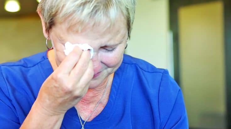 TISSUE ALERT: NICU Nurse Reunited With Saved Babies In Tear-Jerking Thank You | Country Music Videos