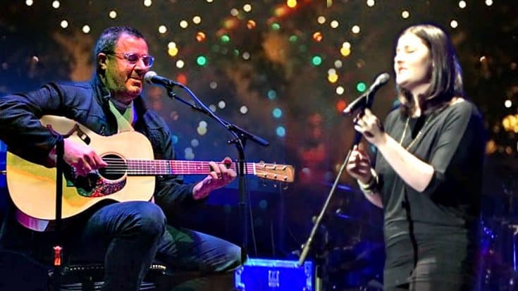 Vince Gill & Daughter’s Christmas Duet Is Everything You Asked Santa For | Country Music Videos