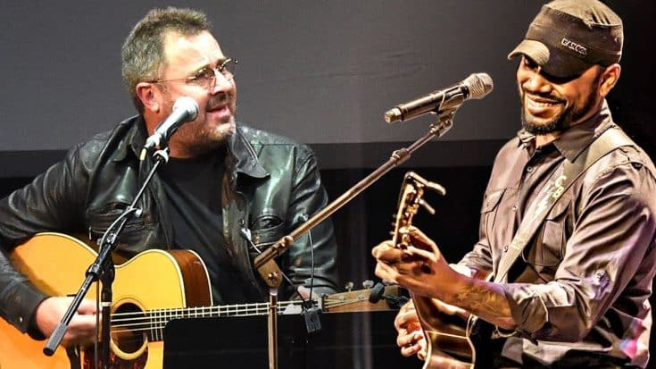 Vince Gill Calls Out Tony Jackson Mid-Concert To Sing Tribute To Conway Twitty | Country Music Videos