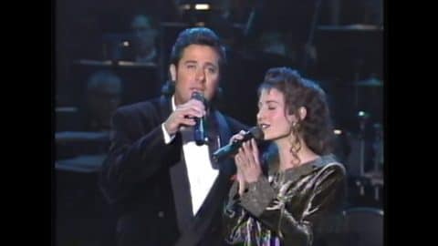 sparks fly when vince gill joins amy grant for smooth tennessee christmas performance - Tennessee Christmas sparks fly when vince gill joins amy grant for smooth tennessee christmas performance - Tennessee Christmas
