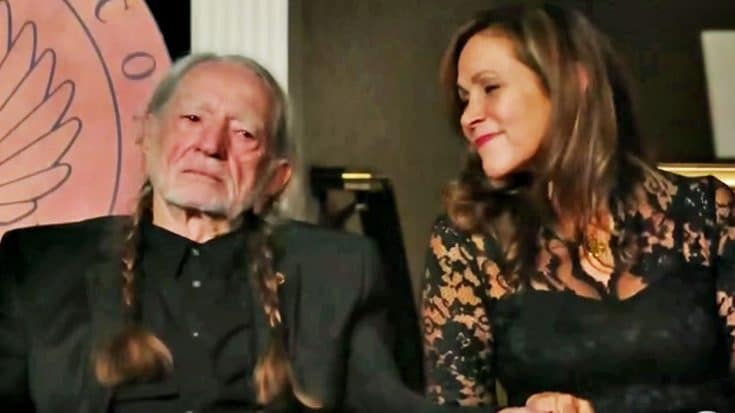 ‘Seven Spanish Angels’ Tribute Leaves Willie Nelson Fighting Back Tears | Country Music Videos