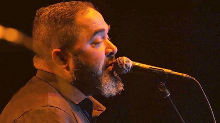 Feel The Excitement Grow With Each Electrifying Second Of Aaron Lewis’ Live ‘Sinner’ Video | Country Music Videos