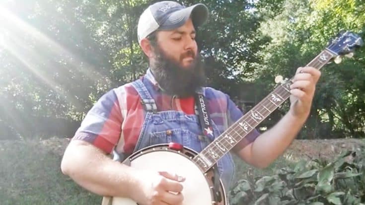 Banjo Player Performs ‘The Star-Spangled Banner’ In Memory Of Las Vegas Shooting Victims | Country Music Videos
