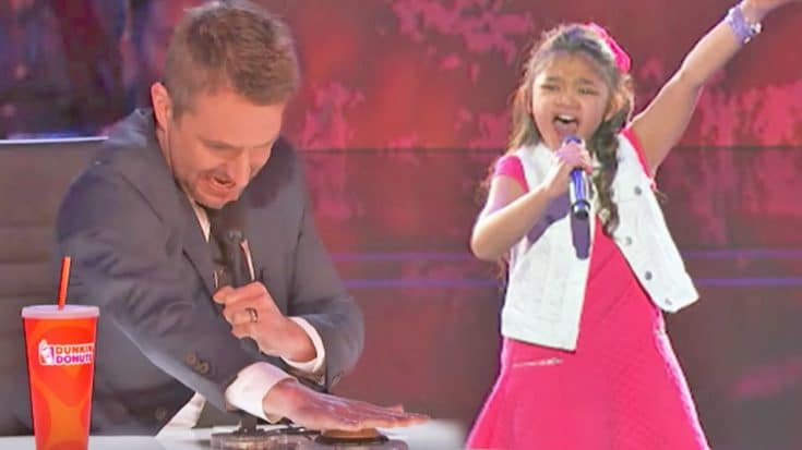 9-Year-Old Cutie Earns Golden Buzzer For Perfecting A ‘Voice’ Coach’s Hit Song | Country Music Videos