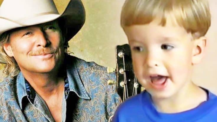 2-Year-Old Boy Delivers Adorable Classic Country Medley That’ll Leave You Smiling | Country Music Videos
