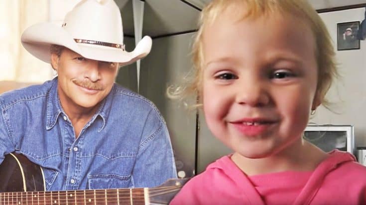 3-Year-Old Girl Steals Hearts With Alan Jackson’s ‘Sissy’s Song’ | Country Music Videos