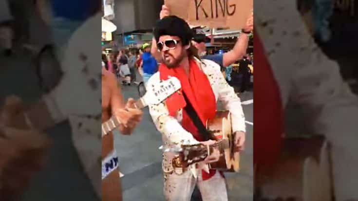 Country Icon Gets Epic Makeover To Serenade Unsuspecting City Folks | Country Music Videos