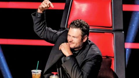 How much money does blake shelton make on the voice