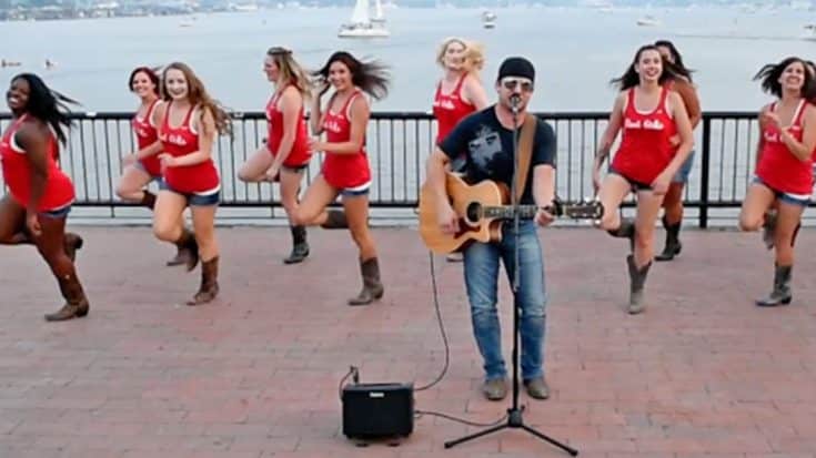 Watch These Line Dancin’ Ladies Get Super Flirty To Sassy Country Hit | Country Music Videos