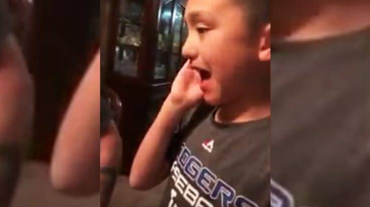 Young Mute Boy Brings Viewers To Tears As He Sings Beloved Song | Country Music Videos