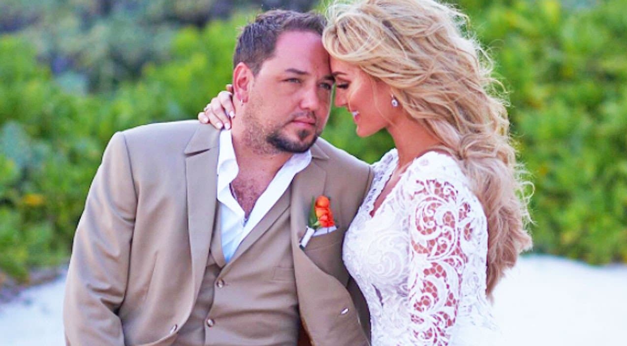 Jason Aldean’s Wife Reveals Major Disturbance That Almost Ruined Their