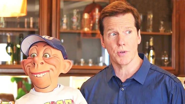 Jeff Dunham Messes Up His Lines, Corrects Himself Through Bubba J | Country Music Videos