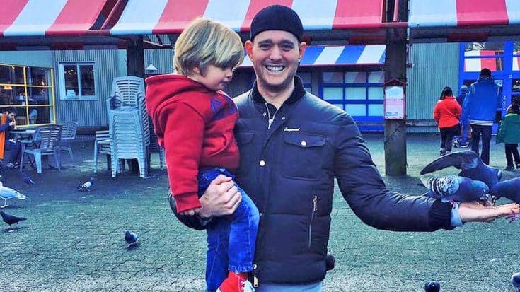 Michael Bublé Reveals 3-Year-Old Son Has Cancer, Has ‘Put Career On Hold’ | Country Music Videos