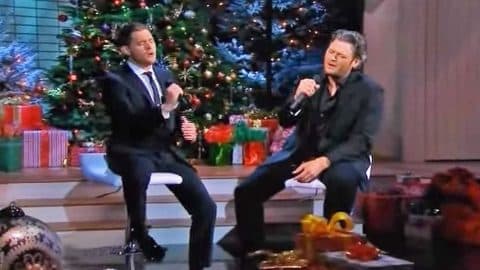 blake shelton joins michael bubl for moving christmas duet in tribute to the troops - Blake Shelton Christmas blake shelton joins michael bubl for moving christmas duet in tribute to the troops - Blake Shelton Christmas