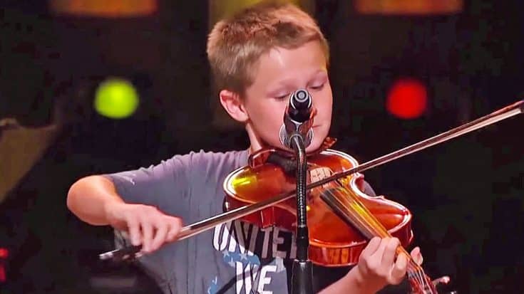 Fiddlin’ Carson Peters Performs Original Song At The Opry, And The Crowd Can’t Get Enough! | Country Music Videos