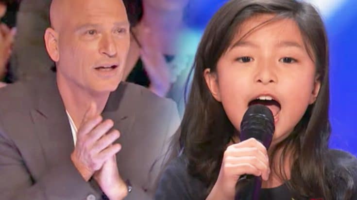 Adorable Little Girl Blows Judges Away With Her Spine-Tingling Audition | Country Music Videos