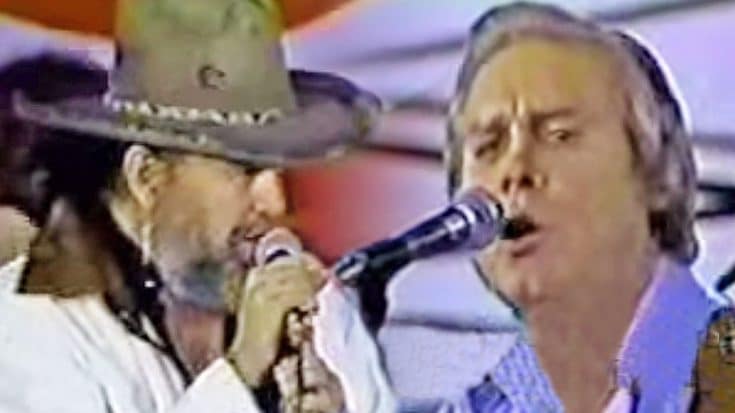 George Jones & David Allan Coe Bring Down The House With Intoxicating ‘Tennessee Whiskey’ Duet | Country Music Videos