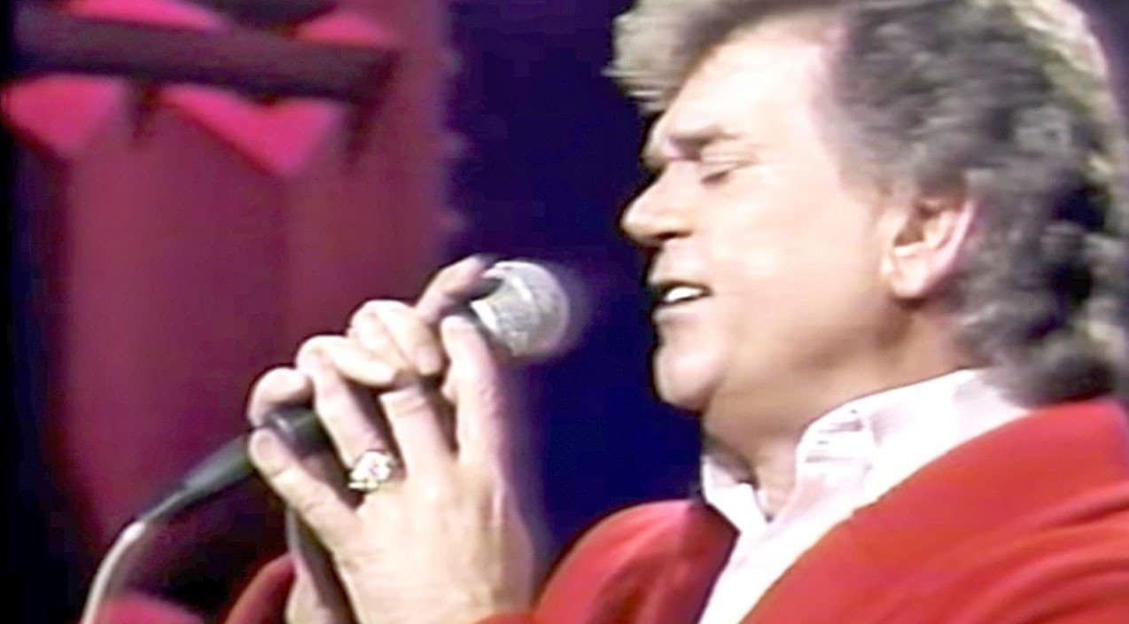 Conway Twitty Sings Of A Father’s Love In “That’s My Job” | Country Music Videos