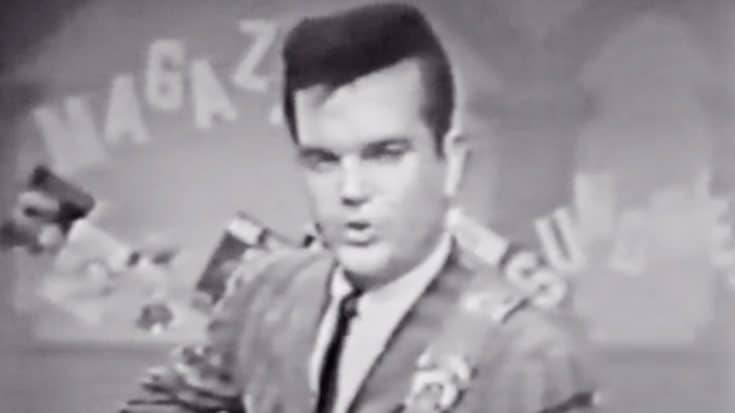 Conway Twitty Makes The Ladies Go Wild During First-Ever Television Appearance | Country Music Videos