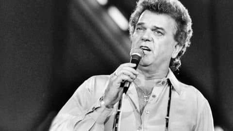 Conway Twitty S Heartbreaking Cover Of I Can T Stop Loving You Country Rebel
