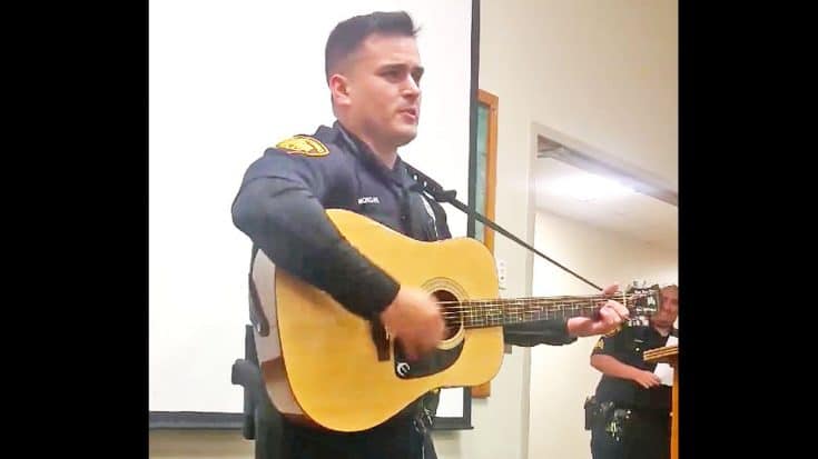 Texas Cop Stuns Fellow Officers With Unexpected Johnny Cash Cover | Country Music Videos