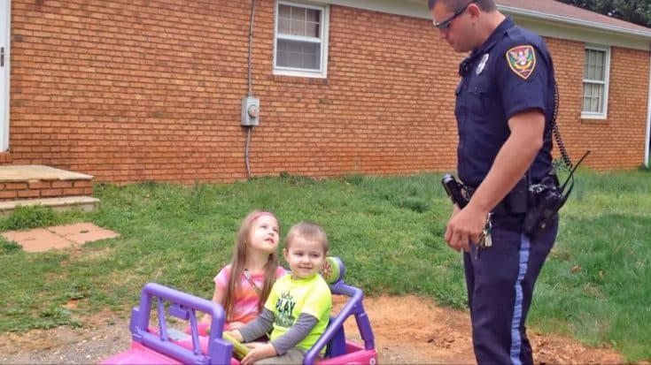 Police Officer “Pulls Over” His Kids For Traffic Stop | Country Music Videos