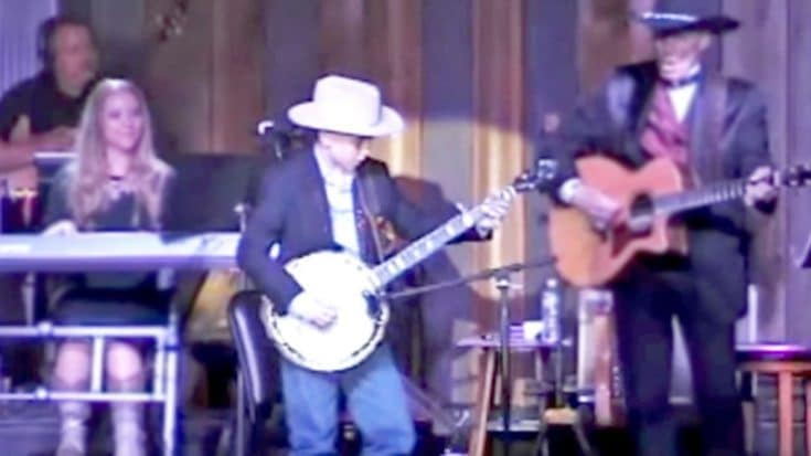 10-Year-Old Boy Will Blow Your Mind With Flawless ‘Foggy Mountain Breakdown’ Performance | Country Music Videos