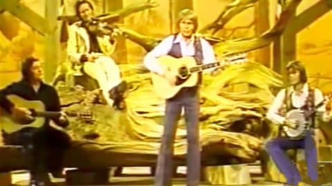 John Denver, Johnny Cash, Glen Campbell, & Roger Miller Team Up For ‘Thank God I’m A Country Boy’ | Country Music Videos