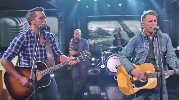 Luke Bryan & Dierks Bentley Pay Tribute To Merle Haggard With ‘Ramblin’ Fever’ | Country Music Videos