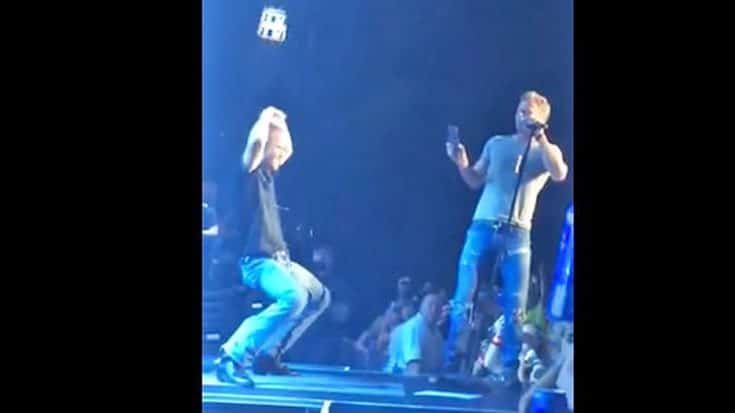 Dierks Bentley Calls A Fan Up On Stage To Show Off His “Magic Mike” Moves! | Country Music Videos