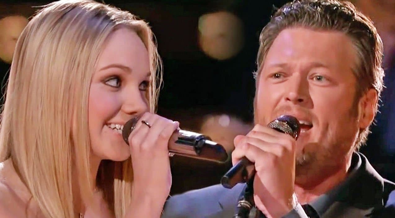 Blake Shelton & Danielle Bradbery Sing “Voice” Duet Of “Timber, I’m Falling In Love” | Country Music Videos