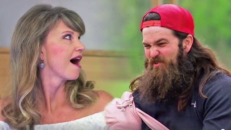 Duck Dynasty Brothers Reveal What Childhood Game Sent Them To The Hospital | Country Music Videos
