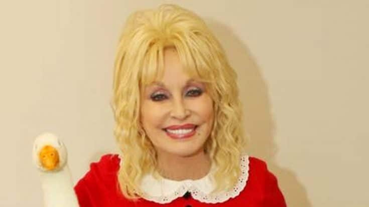 Dolly Parton Dresses Up As ‘Willy Wonka’ Character For Halloween | Country Music Videos