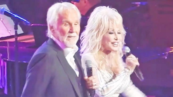 Kenny Rogers And Dolly Parton Perform ‘Islands In The Stream’ At Farewell Concert | Country Music Videos