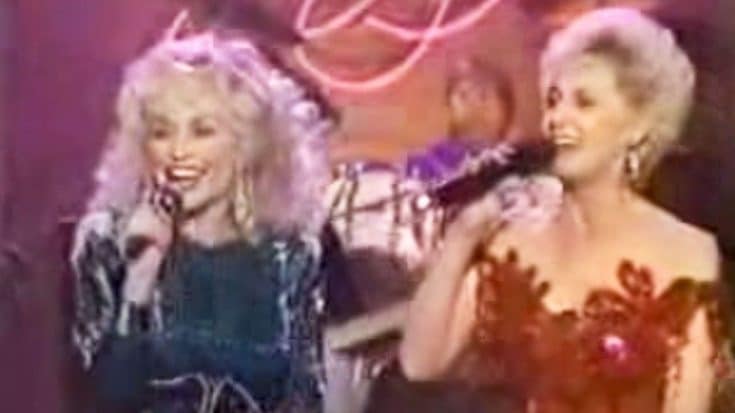 Dolly Parton & Tammy Wynette Thrill Audience With Medley Of Biggest Hits | Country Music Videos